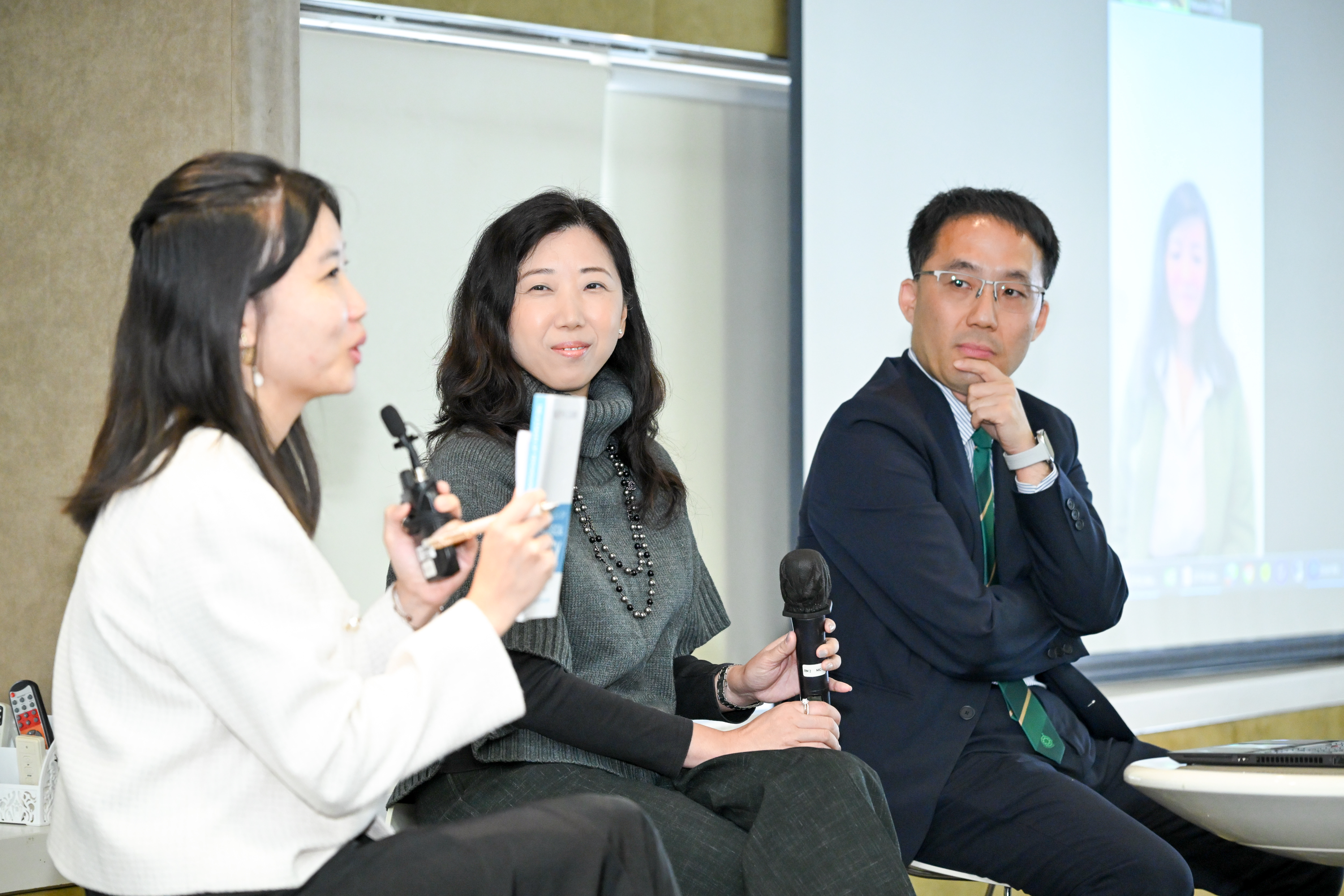 Managing a Multigenerational Workforce: From Diversity to Impact and Innovation